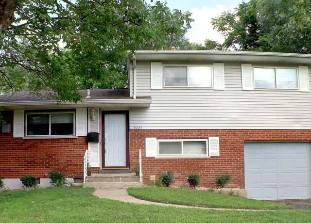 Property at 9224 Comstock Dr, Colerain Twp, OH 45231, 3 beds, 1.5 baths