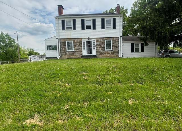 Property at 805 W Galbraith Rd, Springfield Twp., OH 45231, 3 beds, 2.5 baths