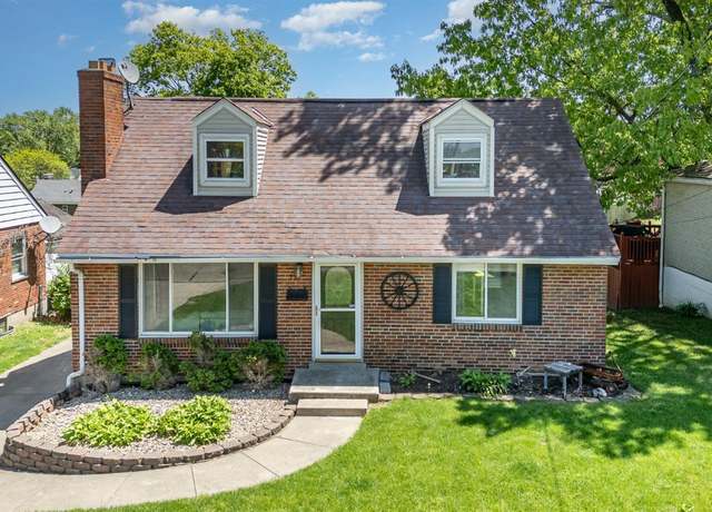 Property at 134 West Crest Dr, Reading, OH 45215, 3 beds, 2 baths