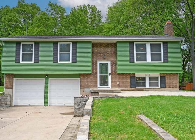 Property at 1380 Finch Ln, Miami Twp, OH 45150, 3 beds, 2.5 baths