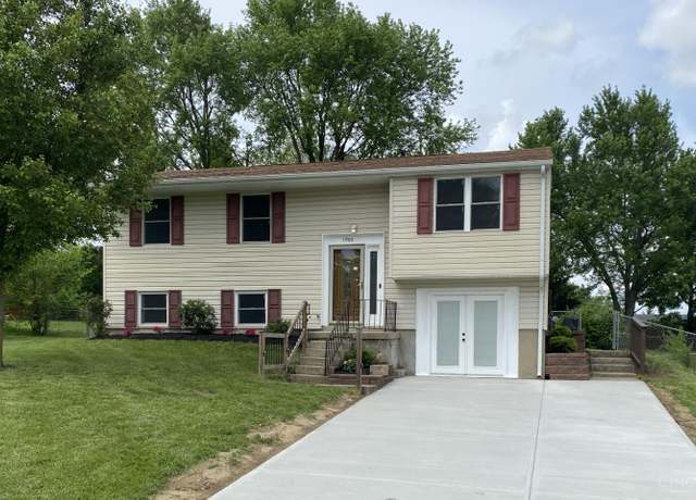Property at 1900 Leway Dr, Fairfield, OH 45014, 4 beds, 1.5 baths