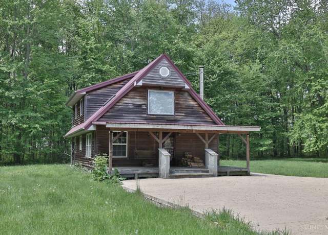 Property at 4305 Reed Rd, Hamer Twp, OH 45133, 3 beds, 2.5 baths