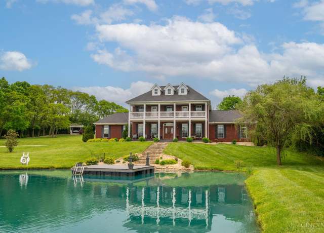 Property at 7325 Dimmick Rd, West Chester, OH 45069, 4 beds, 4.5 baths