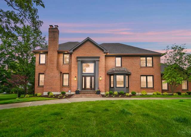 Property at 10612 Falls Creek Ln, Washington Twp, OH 45458, 5 beds, 4.5 baths