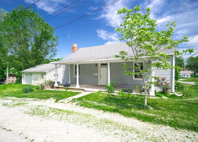 Property at 404 N Cherry St, Tiffin Twp, OH 45693, 4 beds, 1 bath
