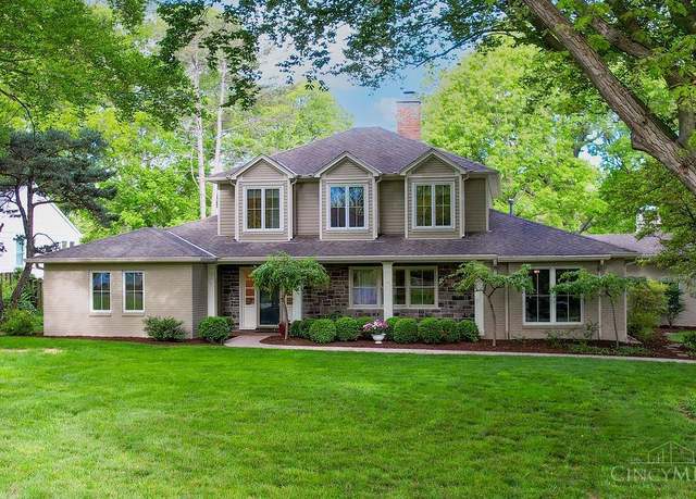Property at 311 Poage Farm Rd, Wyoming, OH 45215, 4 beds, 3.5 baths