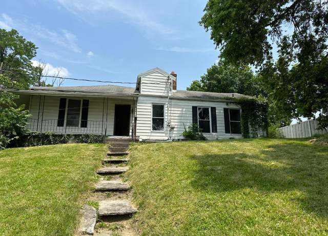 Property at 218 Lock St, Lockland, OH 45215, 3 beds, 2 baths