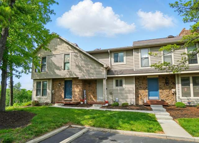 Property at 22 Overlook Ct, Fairfield, OH 45014, 2 beds, 2.5 baths