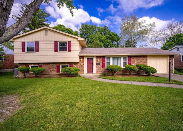 Property at 1252 Cleveland Ave, Hamilton, OH 45013, 3 beds, 2.5 baths