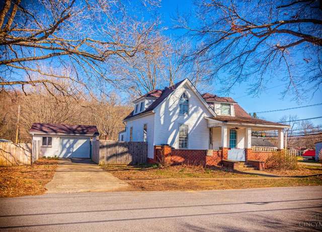 Property at 21 W Eighth St, Manchester, OH 45144, 3 beds, 1 bath