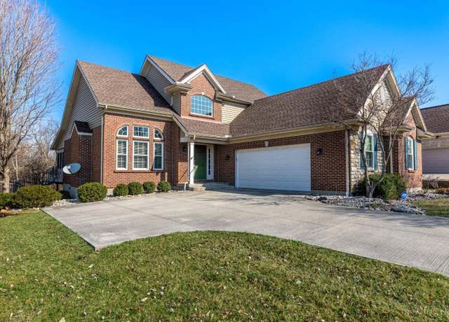 Property at 5075 Long Meadow Dr, Middletown, OH 45005, 4 beds, 3 baths