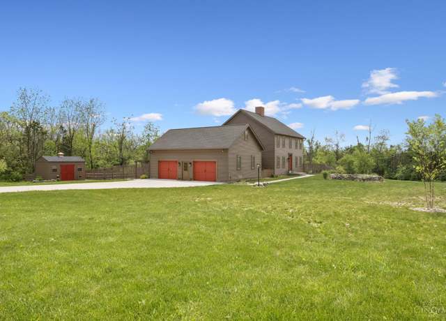 Property at 2451 Savannah Dr, Lebanon, OH 45036, 3 beds, 3 baths