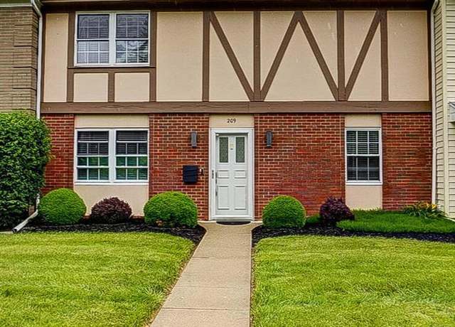 Property at 209 Leyland Park Dr, Wilmington, OH 45177, 3 beds, 1.5 baths