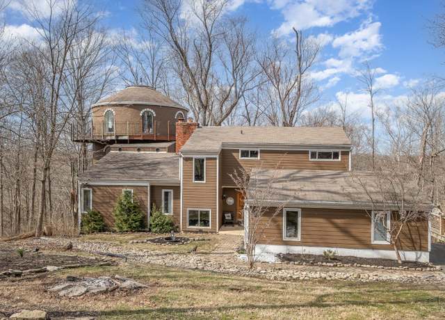 Property at 2606 Jett Hill Rd, Ohio Twp, OH 45157, 6 beds, 3.5 baths