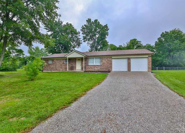 Property at 1024 Lorelei Dr, Perry Twp, OH 45118, 3 beds, 2 baths