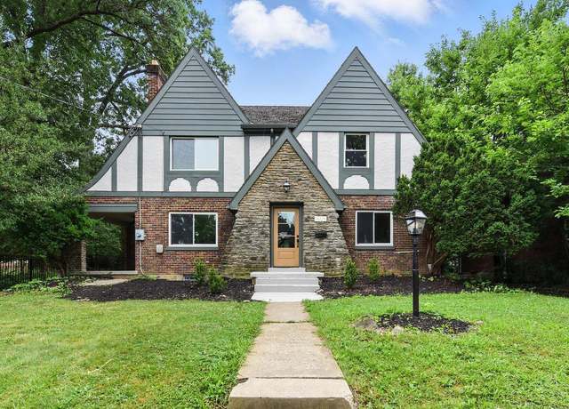 Property at 1605 N Dixon Cir, Cincinnati, OH 45224, 3 beds, 2 baths