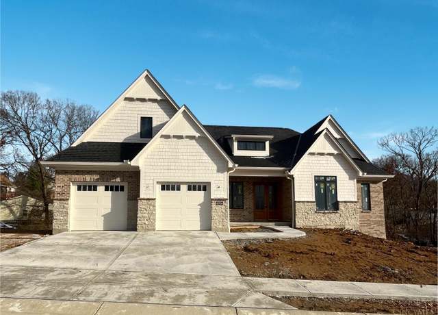 Property at 6956 Old Stone Rdg, Green Twp, OH 45233, 3 beds, 2.5 baths