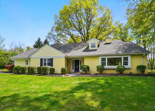 Property at 2659 Willowbrook Dr, Amberley, OH 45237, 4 beds, 3.5 baths