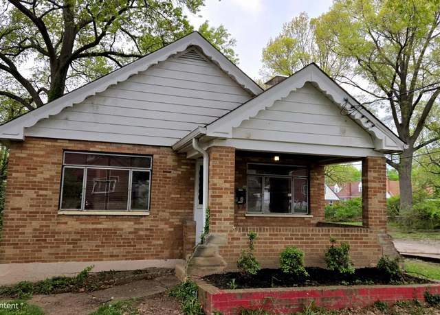 Property at 6275 Graceland Ave, Golf Manor, OH 45237, 2 beds, 1 bath
