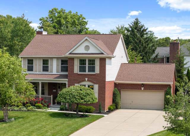 Property at 1027 W Bridlepath Ln, Miami Twp, OH 45140, 4 beds, 2.5 baths