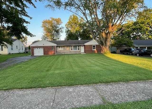 Property at 215 N Marshall Rd, Middletown, OH 45042, 2 beds, 1 bath
