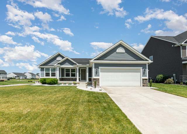 Property at 2472 Streamside Dr, Batavia Twp, OH 45103, 3 beds, 3 baths