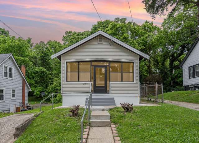 Property at 3935 Herron Ave, Cincinnati, OH 45223, 2 beds, 1.5 baths