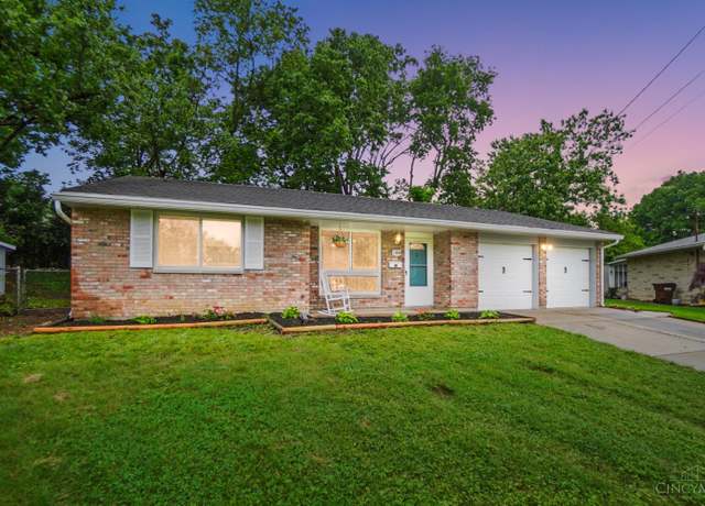 Property at 11839 Mangrove Ln, Springdale, OH 45246, 3 beds, 1.5 baths