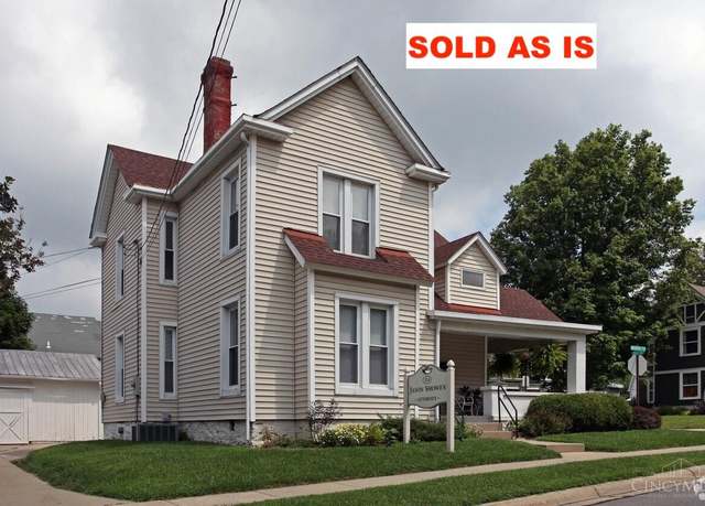 Property at 324 E Warren St, Lebanon, OH 45036, 4 beds, 2 baths