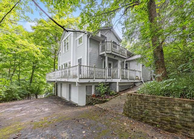 Property at 1588 Moon Valley Ln, Anderson Twp, OH 45230, 3 beds, 2 baths