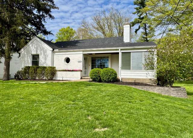 Property at 7701 Gwenwyn Dr, Amberley, OH 45236, 3 beds, 2 baths