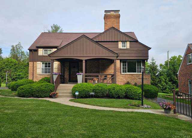 Property at 6451 Greenfield Dr, Springfield Twp., OH 45224, 3 beds, 2.5 baths
