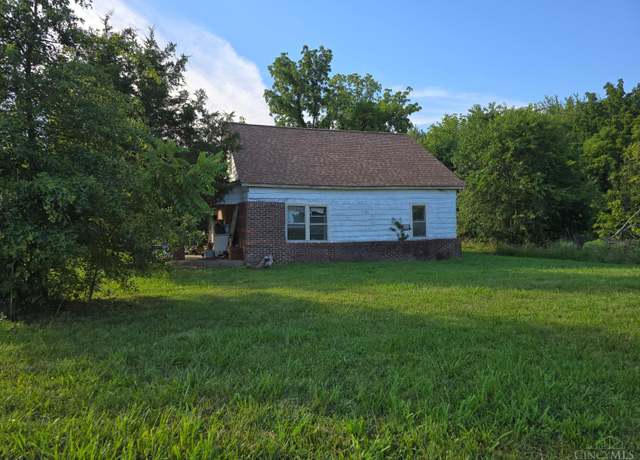 Property at 1631 Swope Rd, Franklin Twp, OH 45106, 2 beds, 1 bath