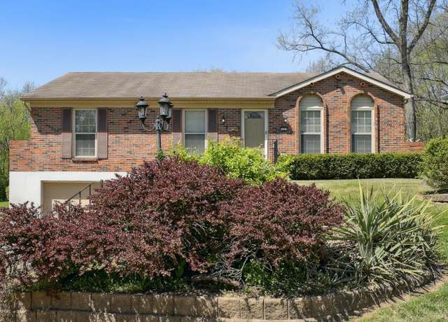 Property at 4367 Airymont Ct, Green Twp, OH 45211, 3 beds, 2 baths