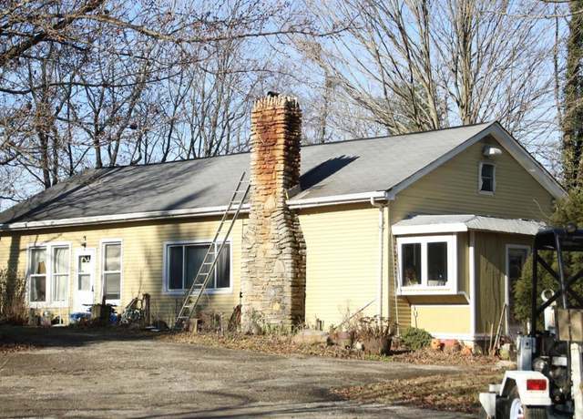 Property at 4301 Amelia Olive Branch Rd, Batavia Twp, OH 45103, 3 beds, 1 bath