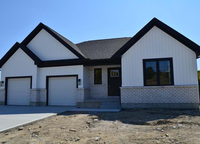 Property at 4 Peregrine Way, Hamilton, OH 45013, 3 beds, 3 baths