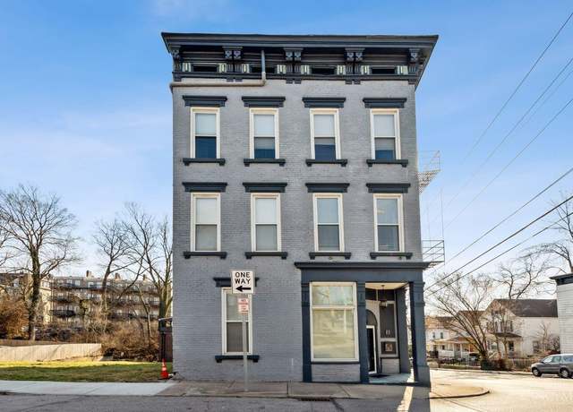 Property at 2600 Hackberry St Unit B, Cincinnati, OH 45206, 2 beds, 2 baths