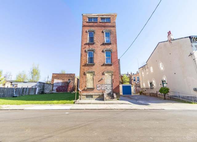 Property at 818 Livingston St, Cincinnati, OH 45214, 4 beds