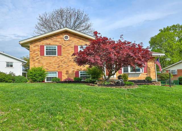 Property at 5060 Grosse Pointe Ln, Delhi Twp, OH 45238, 3 beds, 2 baths