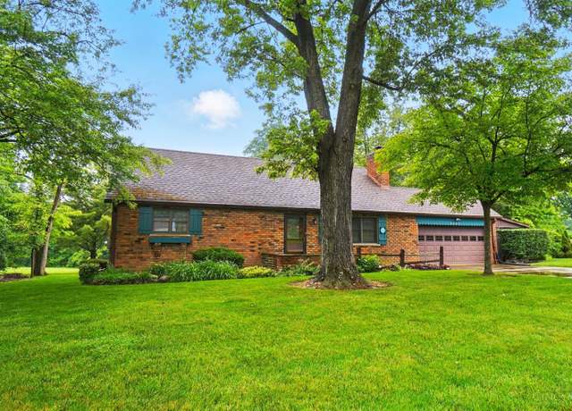 Property at 9447 Eastbrook Dr, West Chester, OH 45069, 4 beds, 3 baths