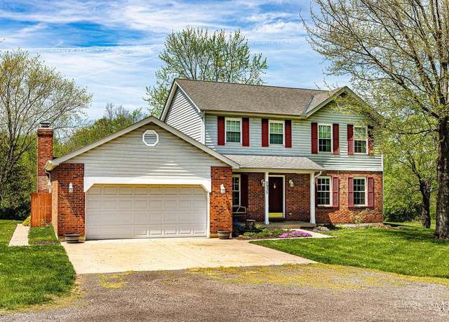 Property at 5935 Yankee Rd, Liberty Twp, OH 45044, 4 beds, 2.5 baths