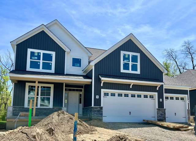 Property at 975 Crestpoint Ct, Union Twp, OH 45245, 4 beds, 3.5 baths