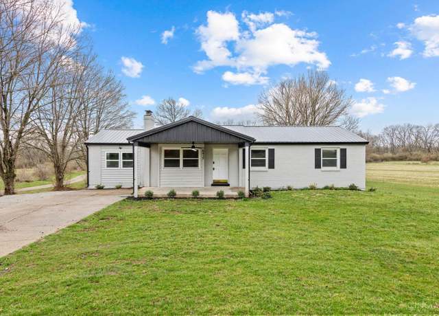 Property at 6415 Hamilton Rd, Lebanon, OH 45044, 4 beds, 2 baths