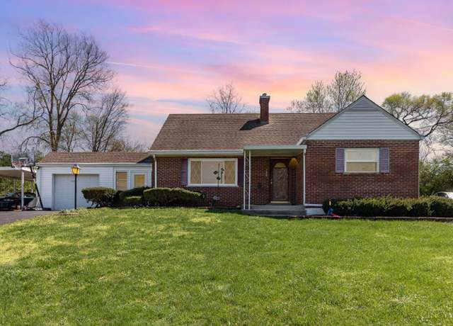 Property at 230 Ohio Cir, Reading, OH 45215, 4 beds, 2 baths