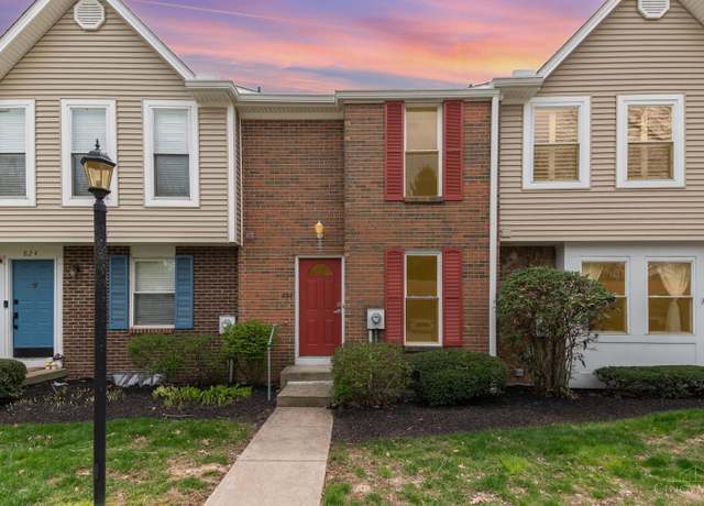 Property at 822 Woodlyn Dr S, Anderson Twp, OH 45230, 2 beds, 2 baths