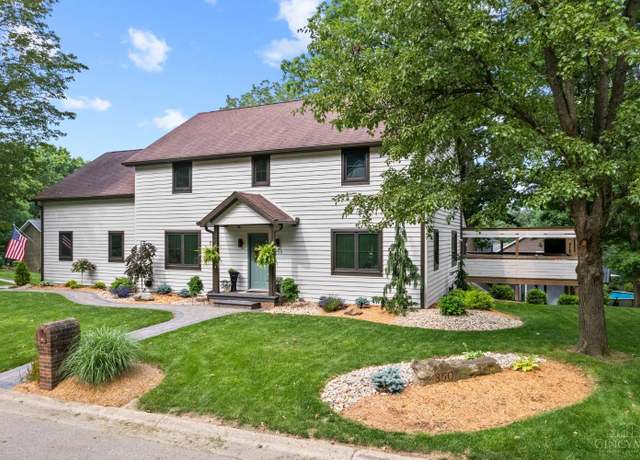 Property at 350 Braewood Dr, Chillicothe, OH 45601, 4 beds, 2.5 baths