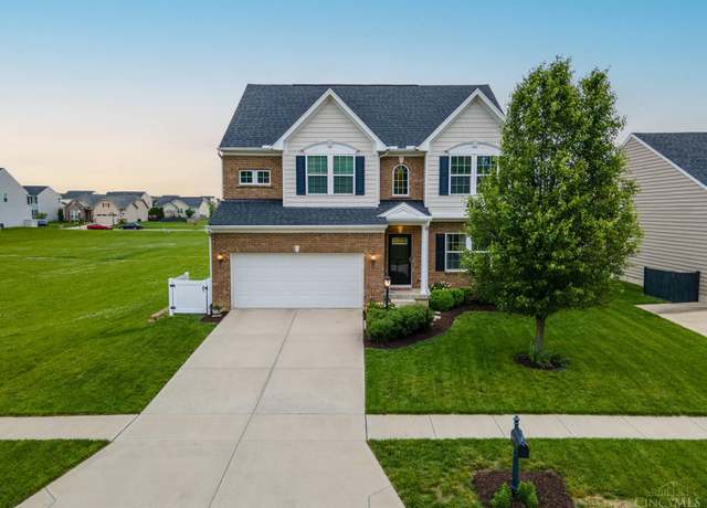 Property at 8157 Bushclover Dr, Tipp City, OH 45371, 4 beds, 3.5 baths
