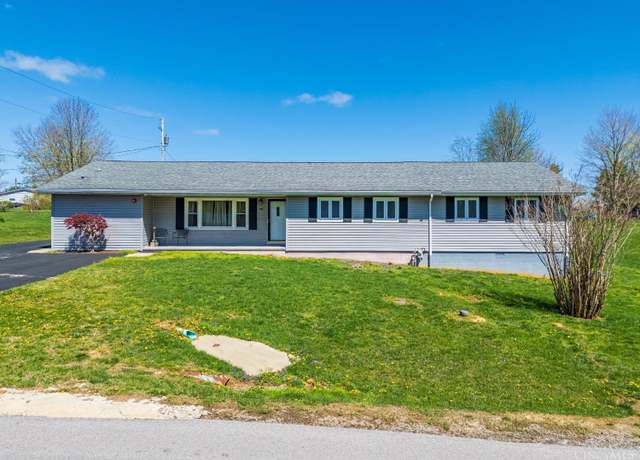 Property at 1082 E Walnut St, West Union, OH 45693, 3 beds, 2 baths