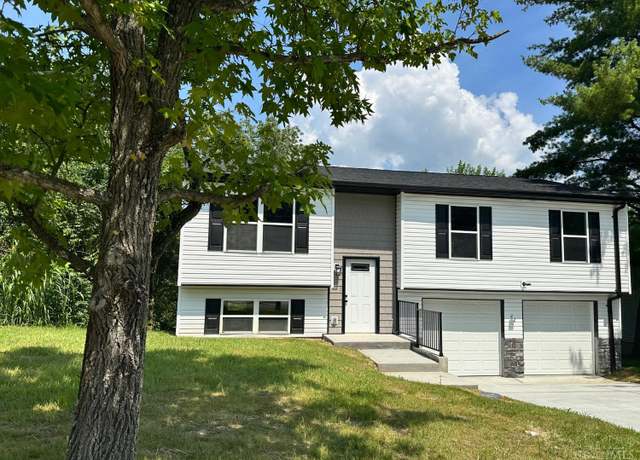 Property at 22 Timberline Ct, Cleves, OH 45002, 3 beds, 2.5 baths