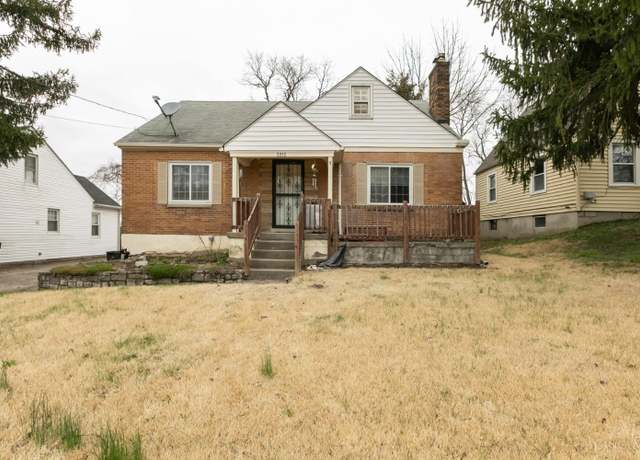 Property at 2292 E Galbraith Rd, Reading, OH 45237, 4 beds, 2 baths